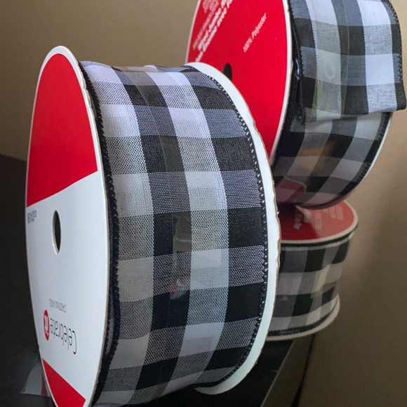 3 Wired Jumbo Ribbon 2.5” white and black pattern farmhouse buffalo - Picture 8 of 16